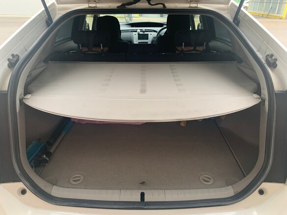2012 Toyota Prius III Рестайлинг (XW30), белый, 1450000 рублей - вид 11