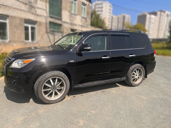 2008 Lexus LX 570 III, чёрный, 3300000 рублей - вид 2