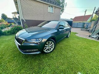 2019 Skoda Superb III Рестайлинг, серый, 2390000 рублей, вид 2