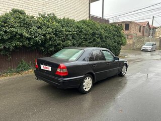 1998 Mercedes-Benz C-Класс 240 I (W202) Рестайлинг, синий, 450000 рублей, вид 5