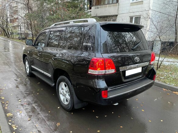 2011 Toyota Land Cruiser 200 Series, чёрный, 3200000 рублей - вид 3