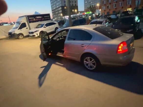 2012 Skoda Octavia II (A5) Рестайлинг, бежевый, 880000 рублей - вид 3