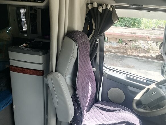 2003 Volvo VNL, белый, 1650000 рублей - вид 13