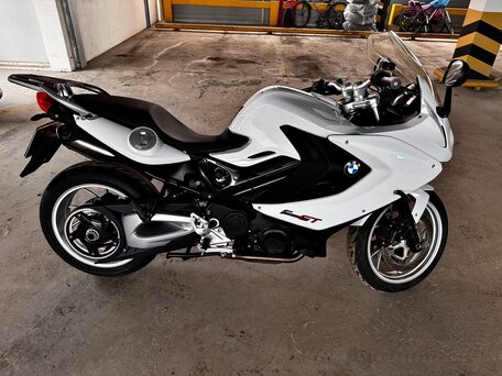 2014 BMW F 800 GT, белый, 700000 рублей, вид 5
