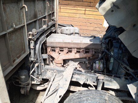 1996 Nissan Diesel, коричневый, 1950000 рублей, вид 3