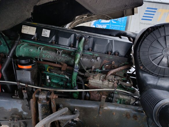 2006 Volvo FH, белый, 2250000 рублей - вид 13