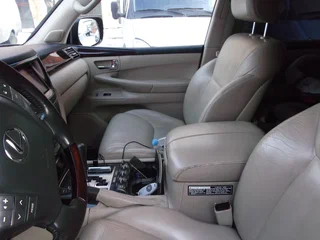 2010 Lexus LX 570 III, чёрный, 2000000 рублей, вид 3