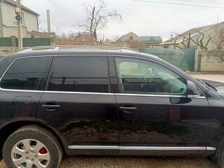 2008 Volkswagen Touareg I Рестайлинг, чёрный, 1350000 рублей, вид 4