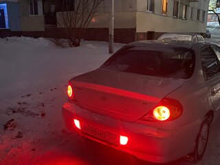 2007 Kia Spectra I Рестайлинг 2, серебристый, 430000 рублей, вид 2