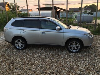 2013 Mitsubishi Outlander III, серебристый, 1800000 рублей, вид 3