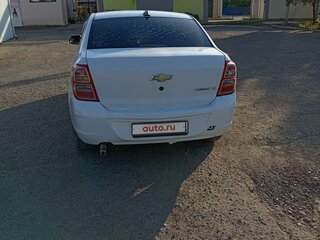 2013 Chevrolet Cobalt II, белый, 500000 рублей, вид 3