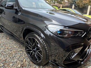 2021 BMW X6 M Competition III (F96), чёрный, 10500000 рублей, вид 4