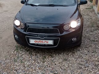 2014 Chevrolet Aveo II, чёрный, 650000 рублей, вид 2