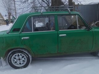 1976 Lada (ВАЗ) 21011, зелёный, 115000 рублей, вид 1