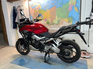 2017 Honda VFR 800X (Crossrunner), красный, 750000 рублей, вид 3