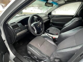 2012 Chevrolet Epica V250 Рестайлинг, серебристый, 950000 рублей, вид 5