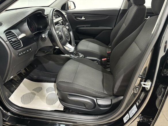 2019 Kia Rio X-Line IV, чёрный - вид 8