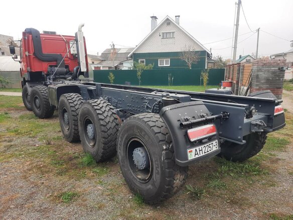 2001 Ginaf M 3331, красный, 8000000 рублей - вид 9