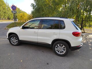 2011 Volkswagen Tiguan I Рестайлинг, белый, 876000 рублей, вид 4