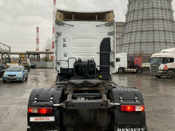 2008 Renault Premium, белый, 2000000 рублей - вид 8