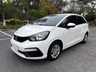 2023 Honda Fit Crosstar IV Рестайлинг, белый, 1469013 рублей, вид 1