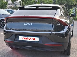 2022 Kia EV6 Standard Range I, серый, 2714055 рублей, вид 4
