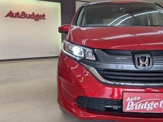 2019 Honda Freed II, красный, 1190000 рублей, вид 2