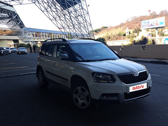 2014 Skoda Yeti I Рестайлинг, белый, 1320000 рублей