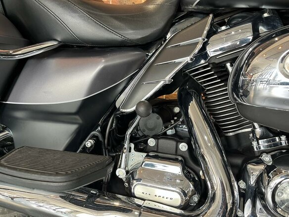 2016 Harley-Davidson Ultra Limited, серый, 1700000 рублей - вид 5