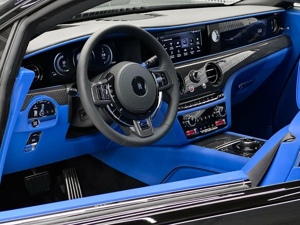 2026 Rolls-Royce Spectre Black Badge I Рестайлинг (Series II), чёрный, 74000000 рублей - вид 18