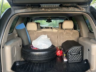 2006 Chevrolet Tahoe II, чёрный, 1500000 рублей, вид 2