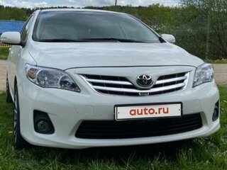2012 Toyota Corolla X (E140, E150) Рестайлинг, белый, 1400000 рублей, вид 2
