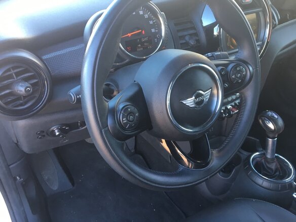 2016 Mini Cabrio Cooper III, белый - вид 5