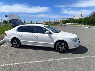 2011 Skoda Superb II, белый, 1500000 рублей, вид 4