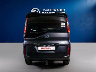 2016 Honda Stepwgn V, серый, 1840000 рублей, вид 5