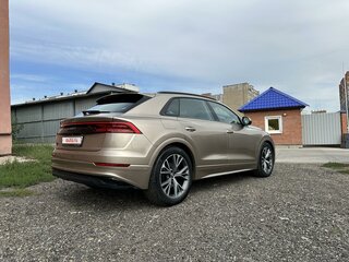 2019 Audi Q8 55 TFSI I (4M), бежевый, 7100000 рублей, вид 5