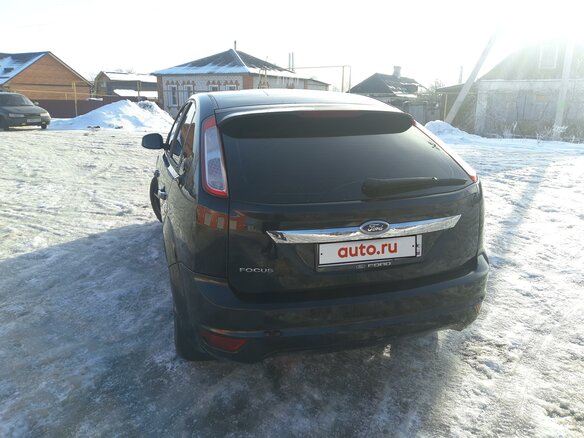 2008 Ford Focus II Рестайлинг, чёрный, 630000 рублей - вид 2