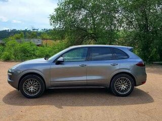 2010 Porsche Cayenne S II (958), серый, 2900000 рублей, вид 3
