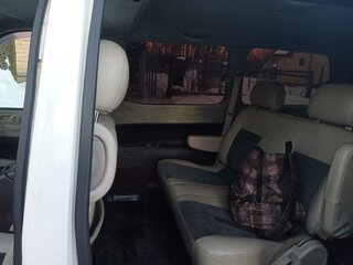 1995 Nissan Largo III (W30), белый, 490000 рублей, вид 4