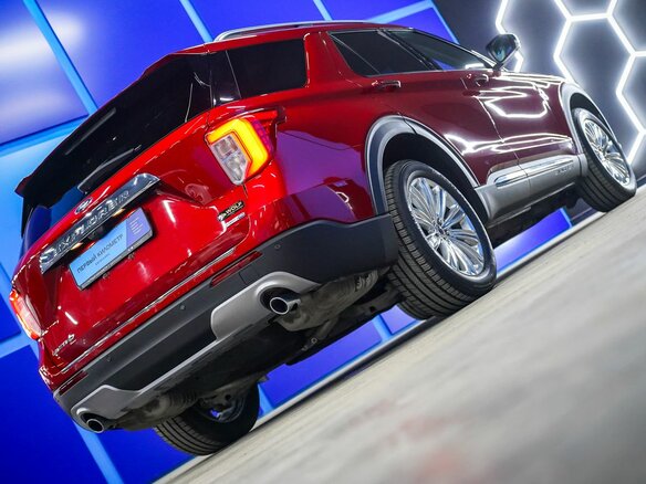 2019 Ford Explorer VI, красный, 3695000 рублей - вид 23