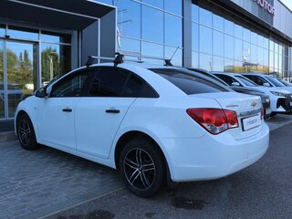 2013 Chevrolet Cruze I Рестайлинг, белый, 430000 рублей, вид 4