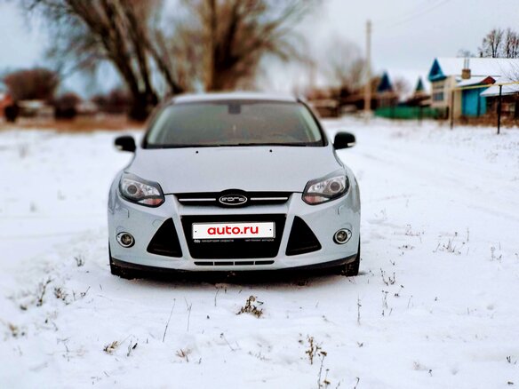 2013 Ford Focus III, серебристый, 700000 рублей