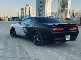 2021 Dodge Challenger III Рестайлинг 2, серебристый, 2750000 рублей, вид 5