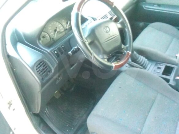 1999 Hyundai Santamo, белый, 260000 рублей - вид 5
