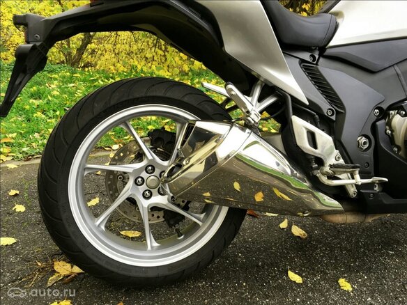 2011 Honda VFR 1200, серый, 890000 рублей - вид 13