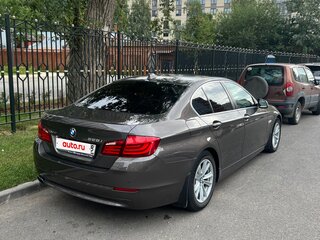 2013 BMW 5 серии 528i xDrive VI (F10/F11/F07), коричневый, 1750000 рублей, вид 4