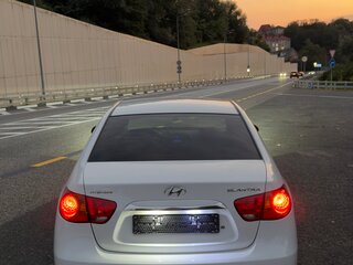 2010 Hyundai Elantra IV (HD), белый, 900000 рублей, вид 5