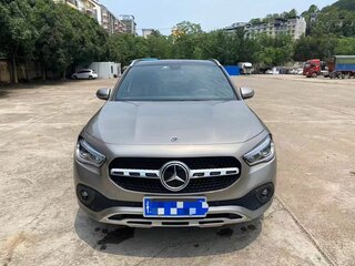 2021 Mercedes-Benz GLA 200 II (H247), серебристый, 4000000 рублей, вид 1