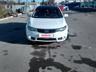 2010 Kia Cerato 6-speed II, белый, 750000 рублей, вид 3