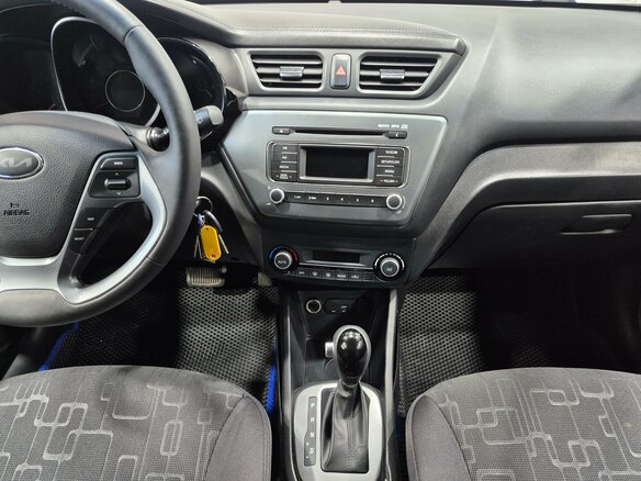 2016 Kia Rio III Рестайлинг, серый - вид 13
